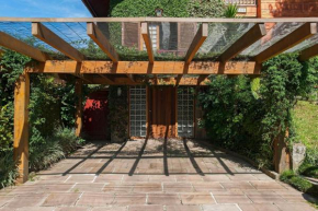 Aconchegante ambiente com 2 quartos e ótima localização!